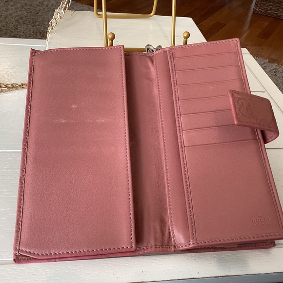 Gucci Pink Leather Long Wallet - Picture 5 of 7